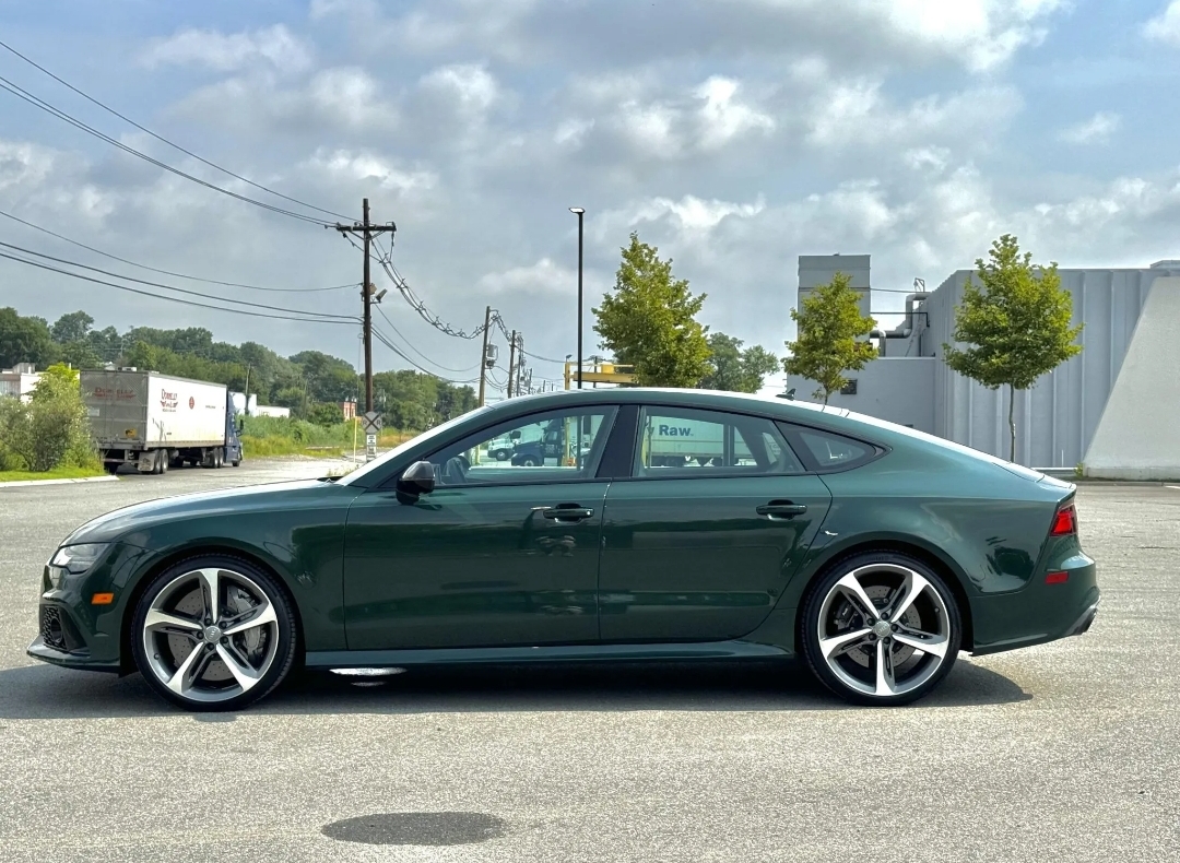 2016 AUDI RS7