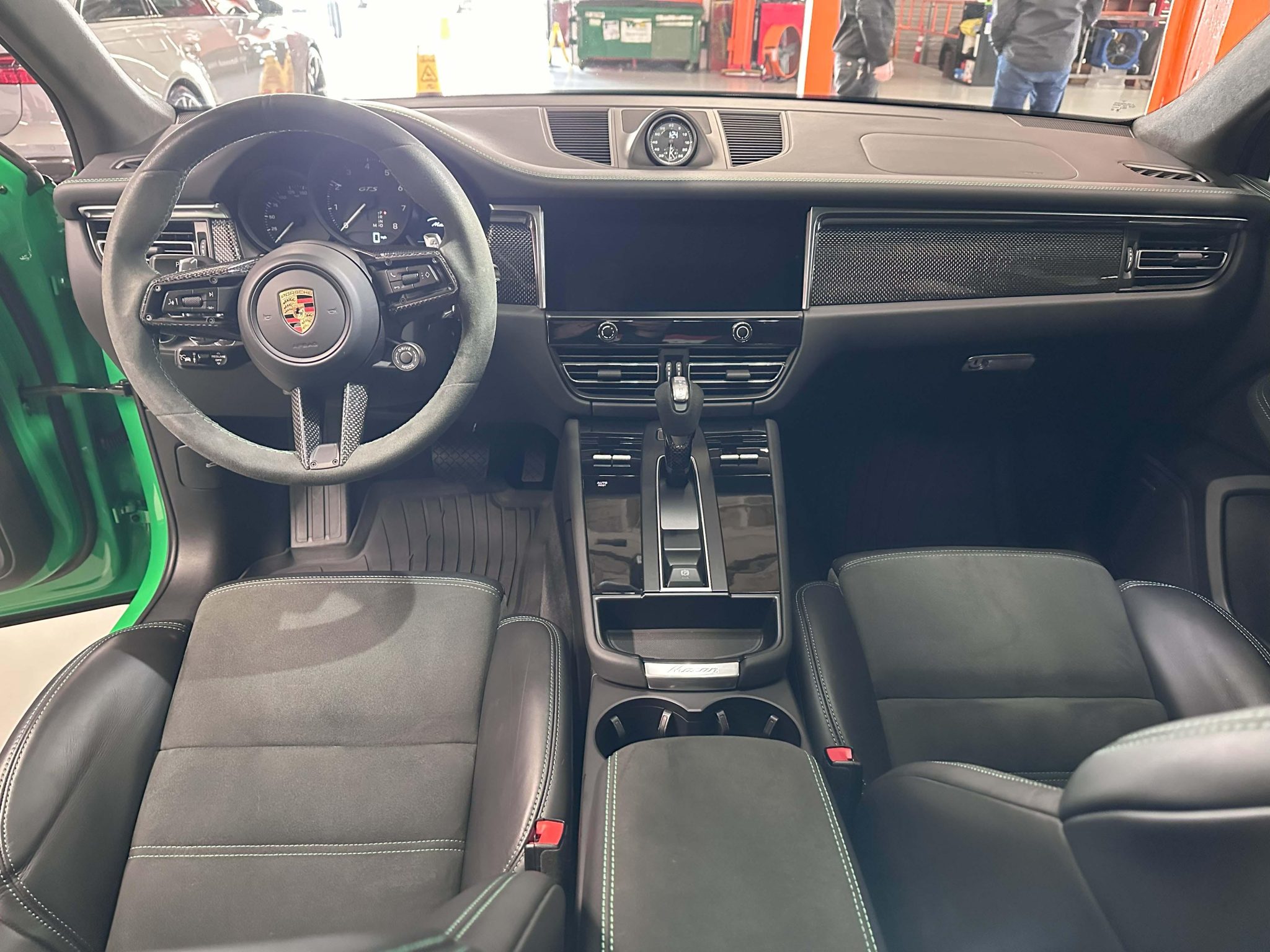 2023 PORSCHE MACAN GTS