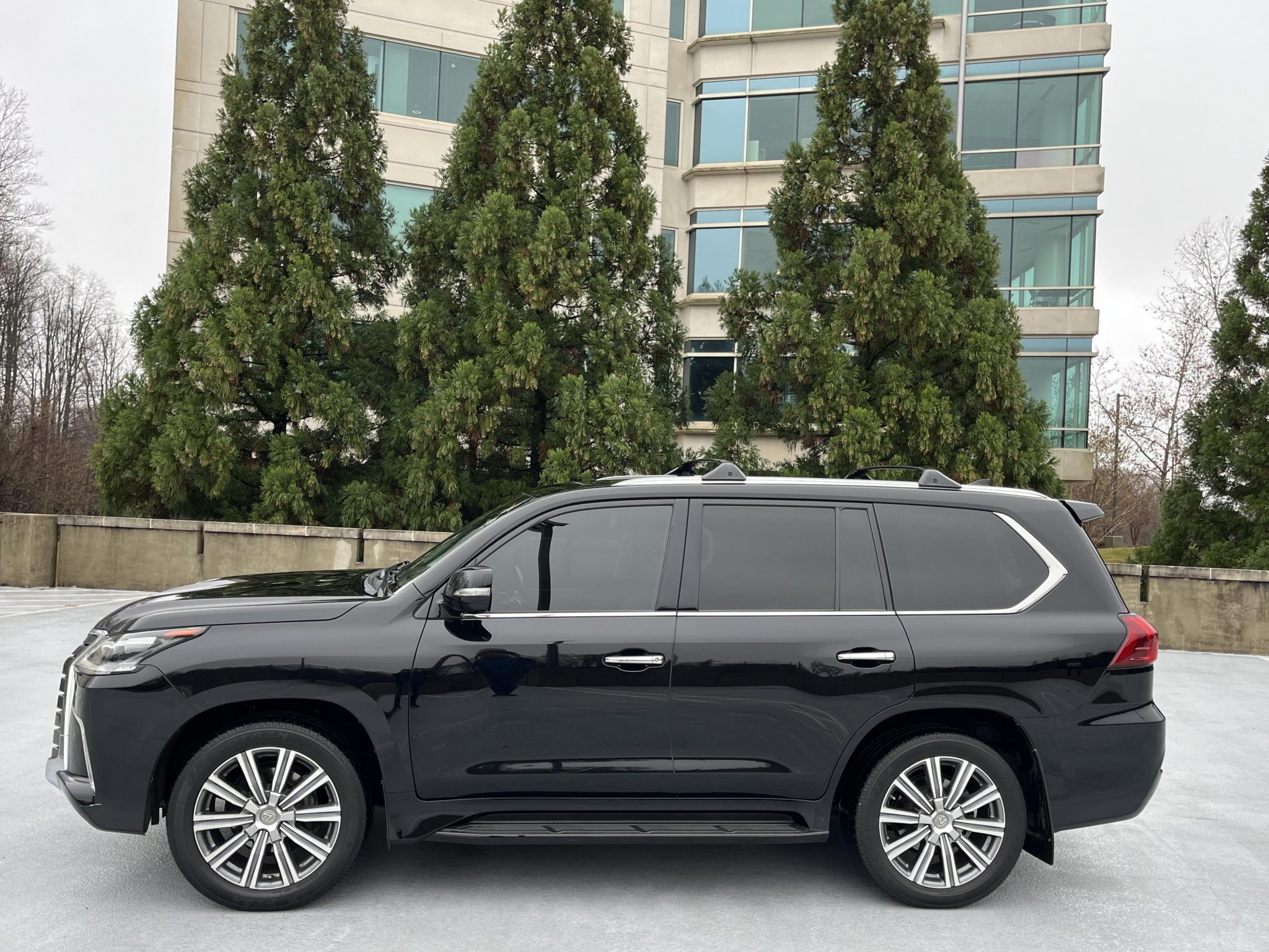 2016 Lexus LX570