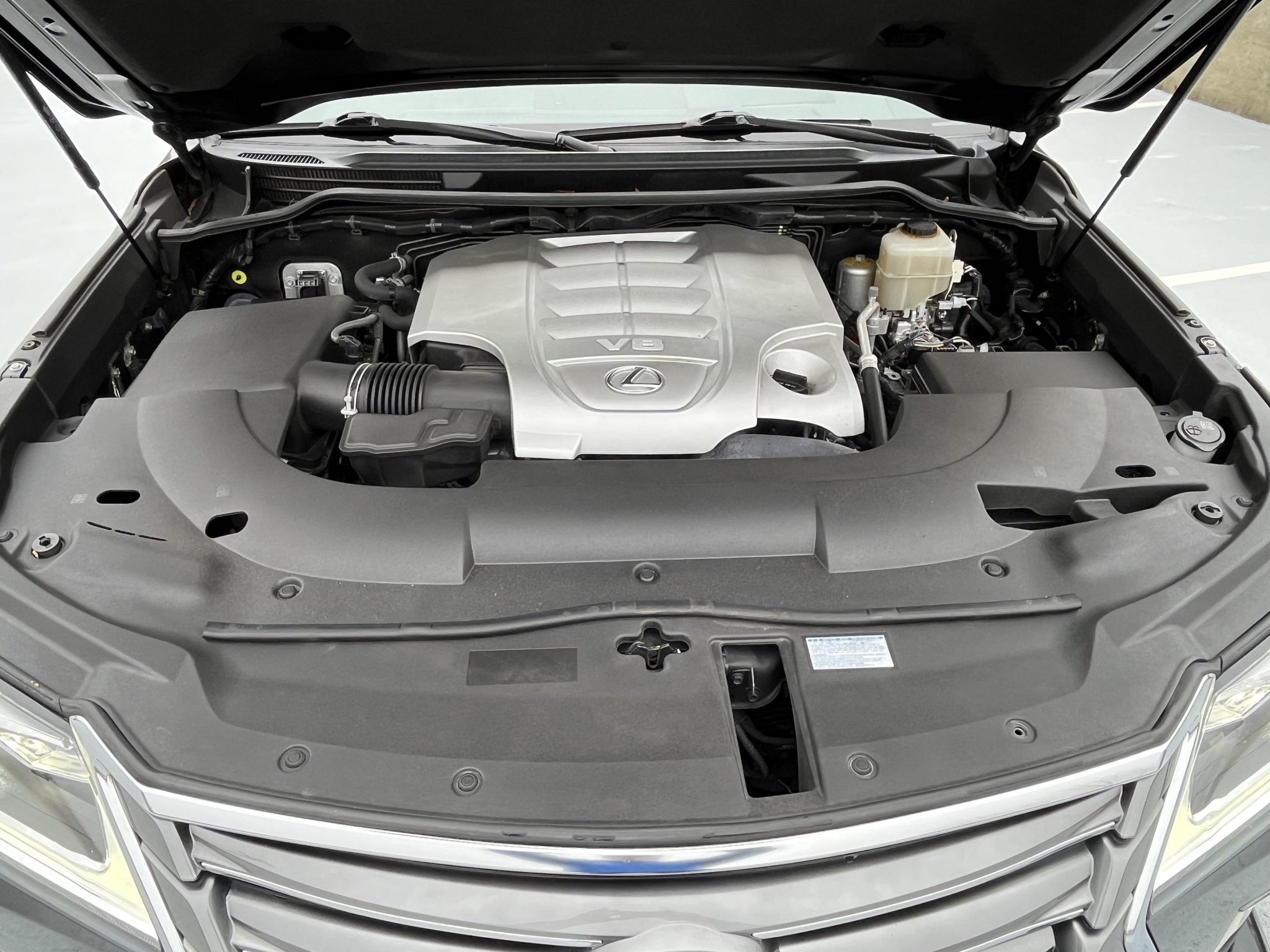 2016 Lexus LX570