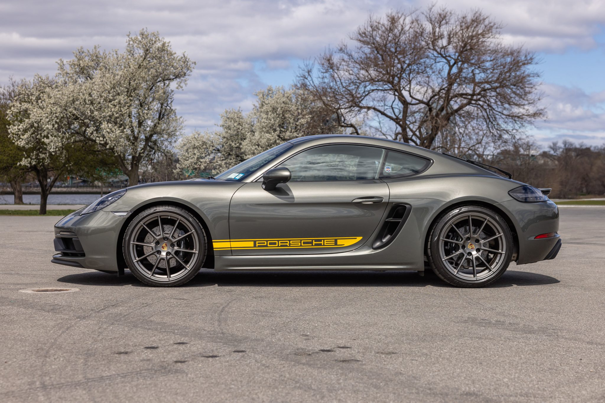 2023 Porsche 718 Cayman GTS 4.0