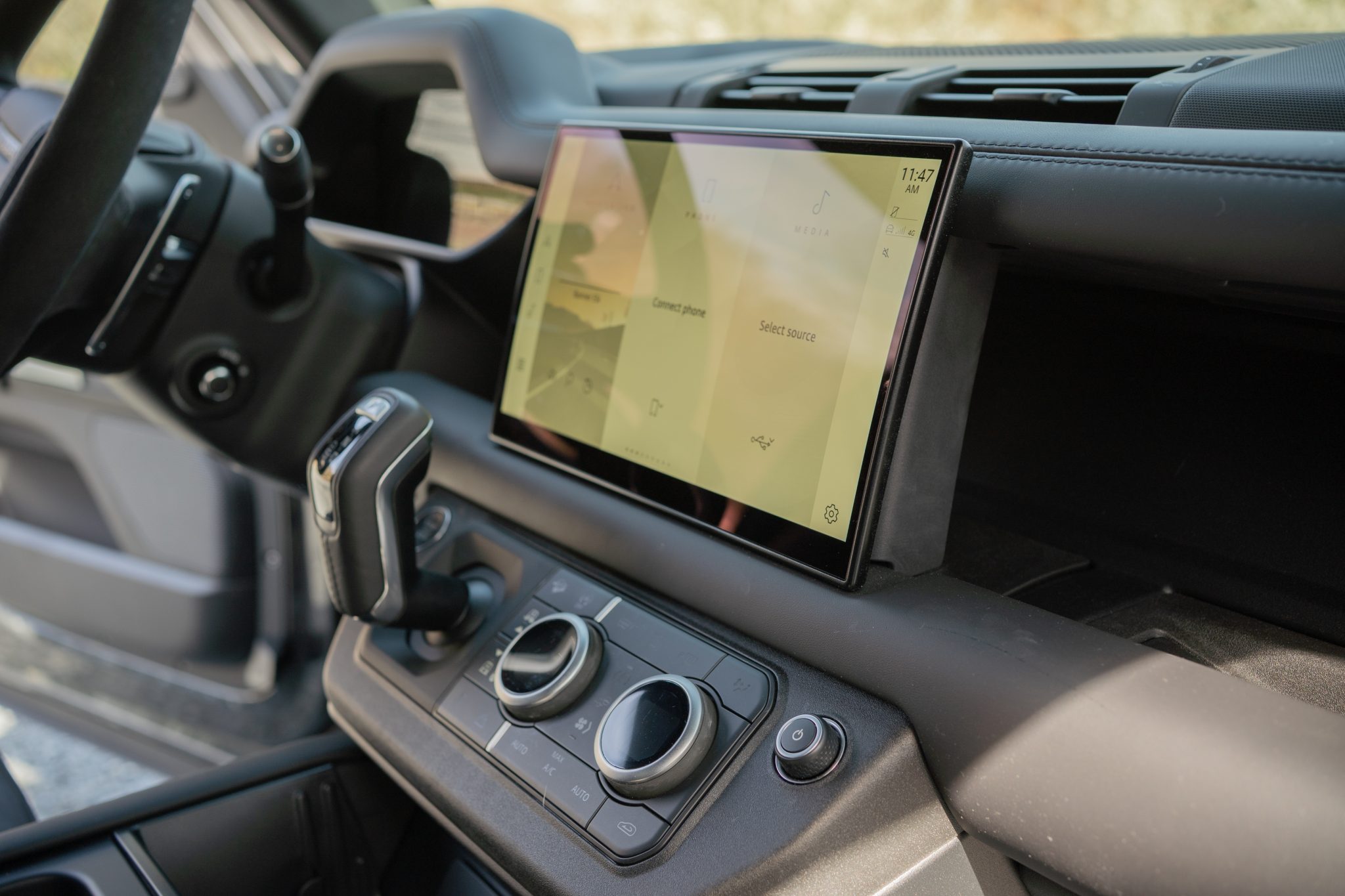 2023 Land Rover Defender 90